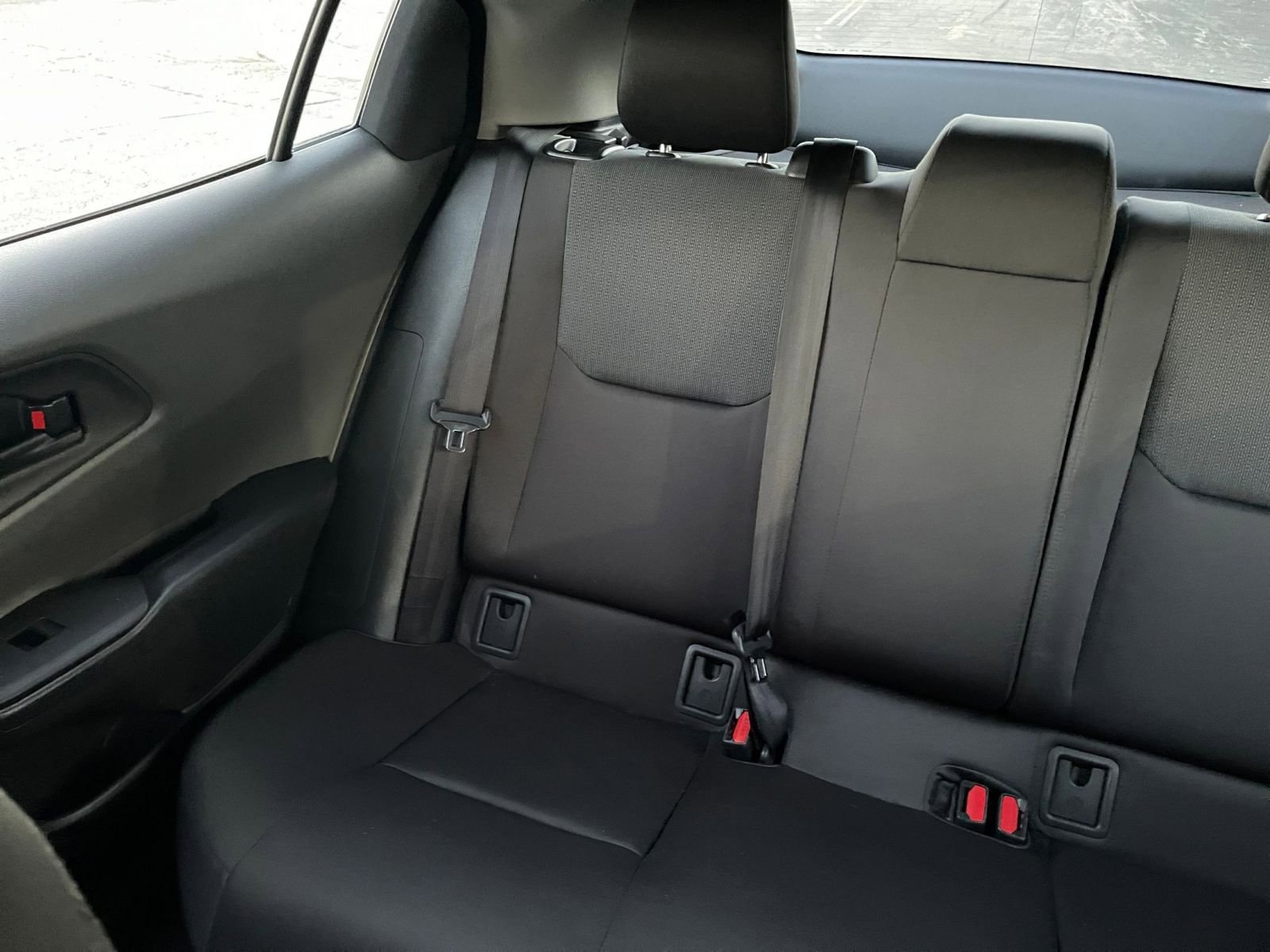 Used 2025 Toyota Prius LE image 37