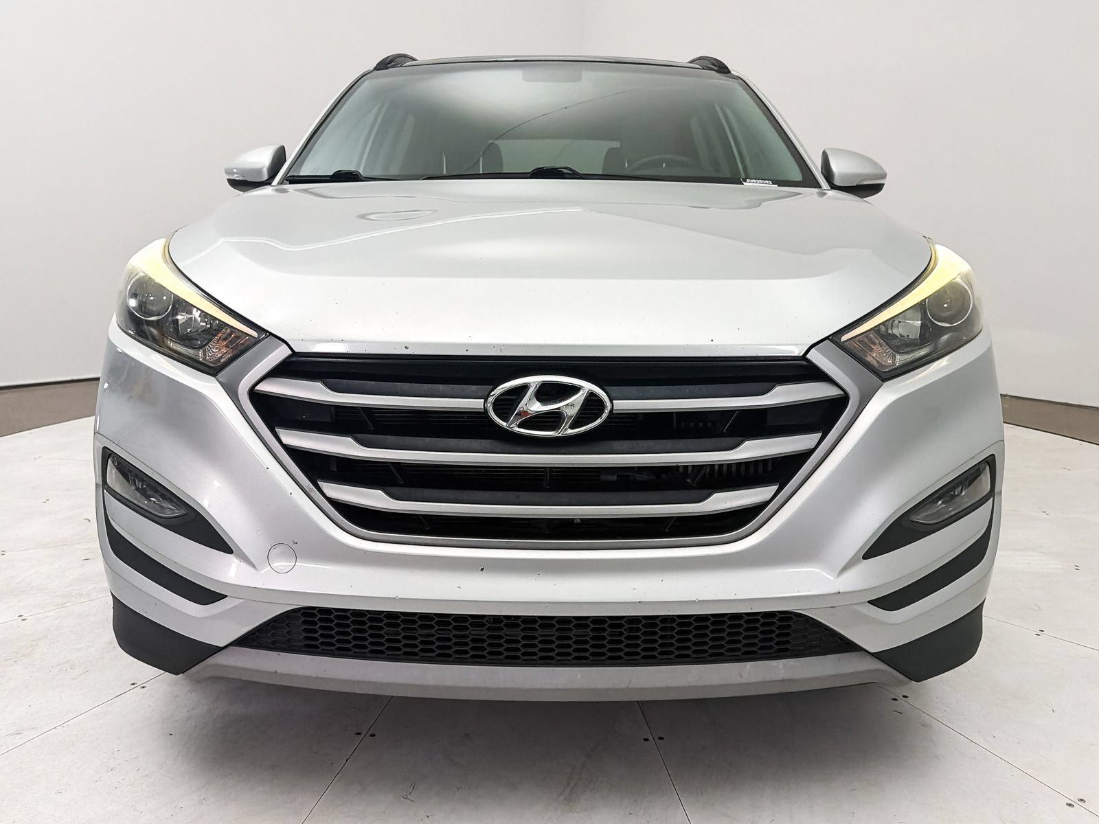 Used 2018 Hyundai Tucson Value FWD image 2