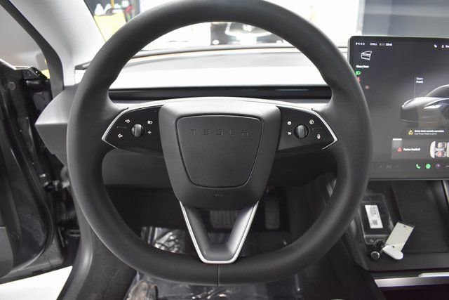Used 2025 Tesla Model 3 Long Range image 27