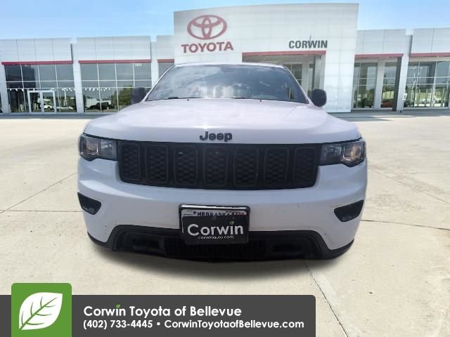 Used 2019 Jeep Grand Cherokee Laredo AWD/4WD image 37
