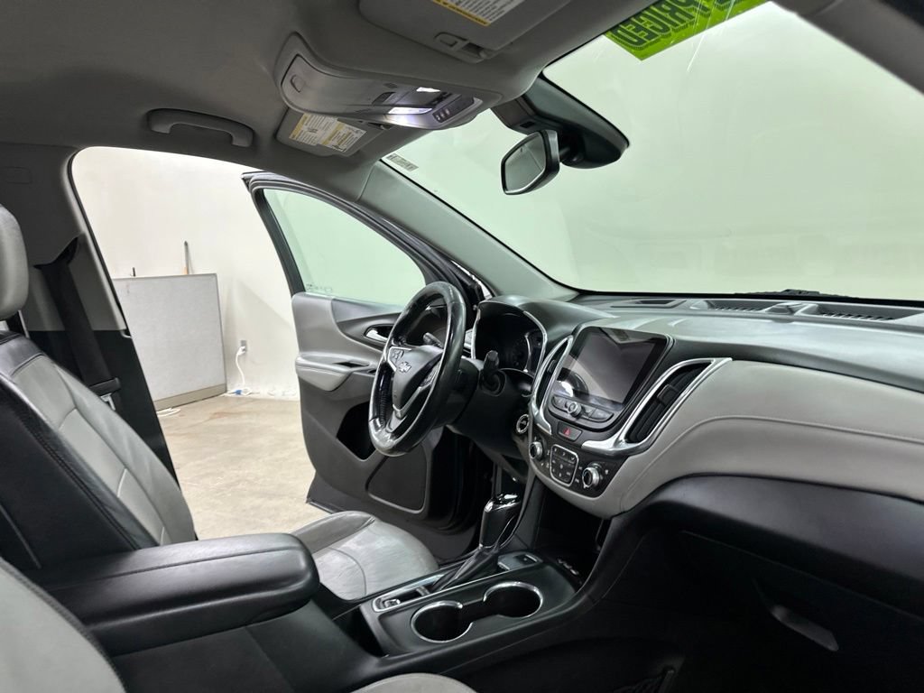 Used 2018 Chevrolet Equinox Premier AWD/4WD image 19