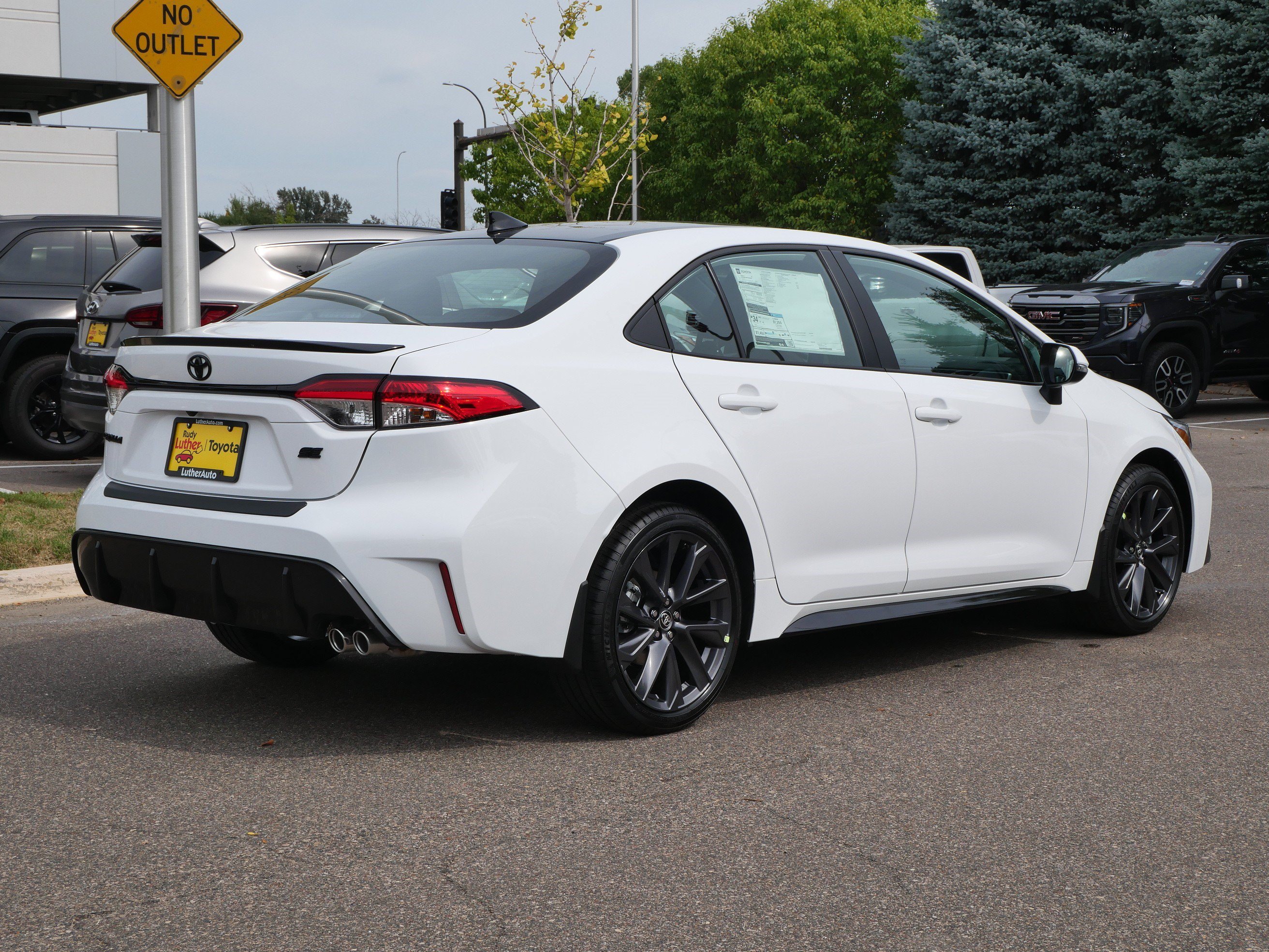 New 2026 Toyota Corolla SE w/ SE Package FWD image 2