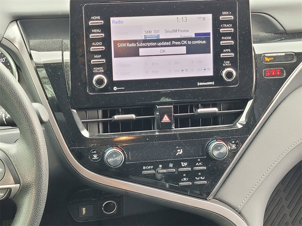 Used 2021 Toyota Camry LE image 14