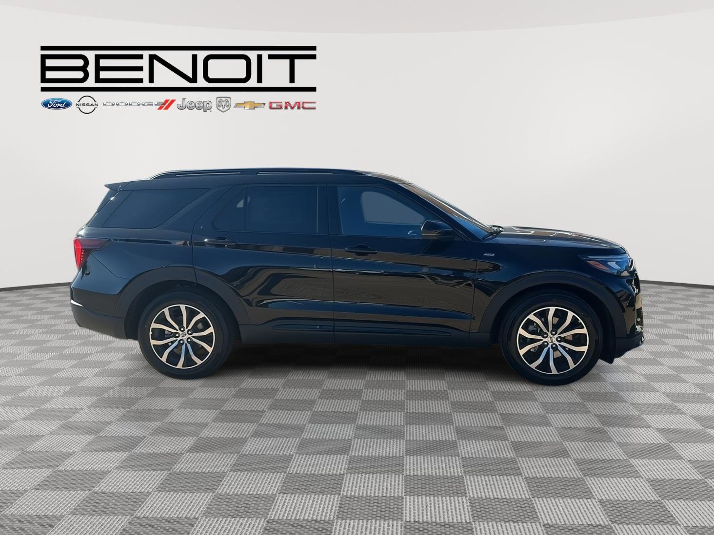 New 2026 Ford Explorer ST-Line image 4