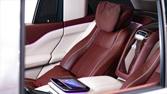 Used 2023 Mercedes-Benz Maybach GLS 600 4MATIC image 42