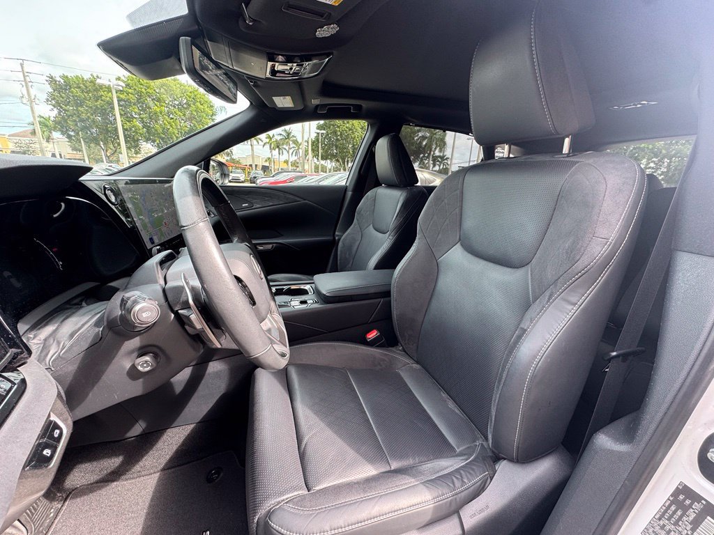 Certified 2023 Lexus RX 350 FWD w/ Cold Area Package image 4