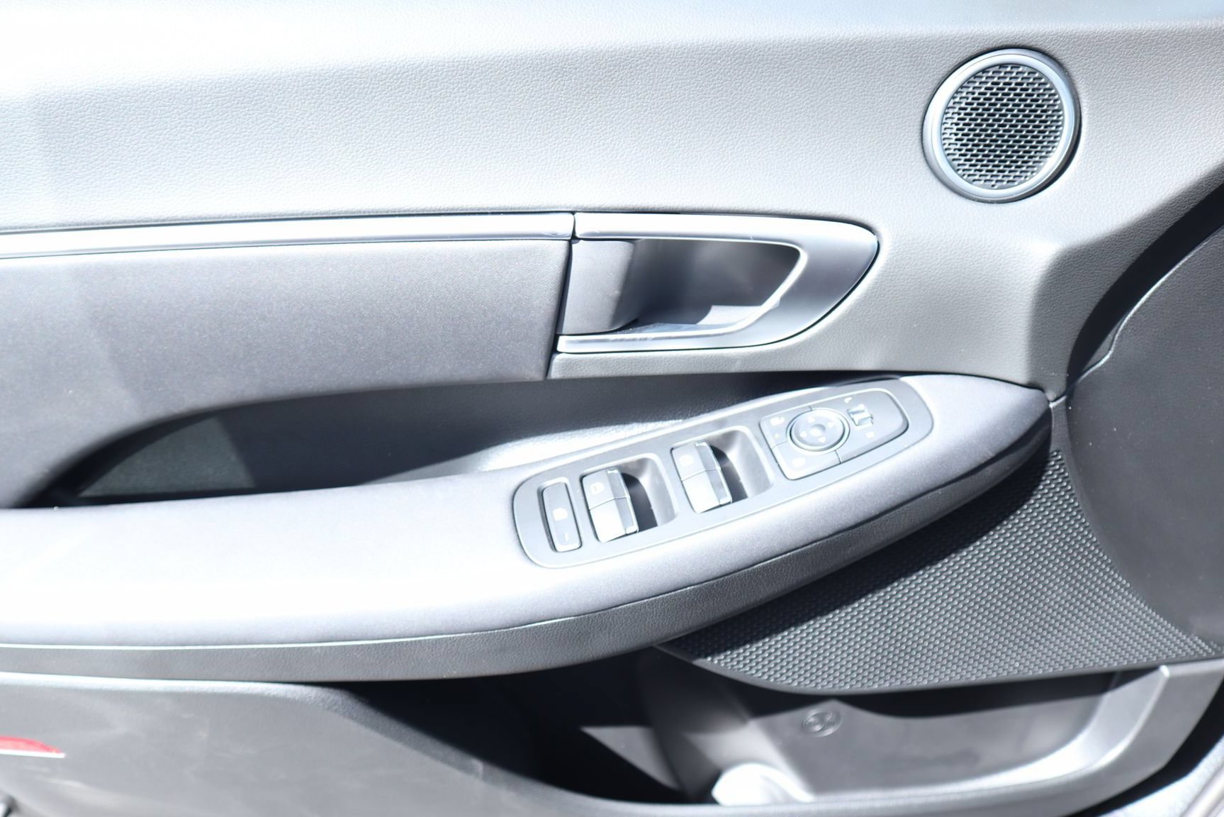 New 2026 Hyundai Sonata Blue FWD image 19