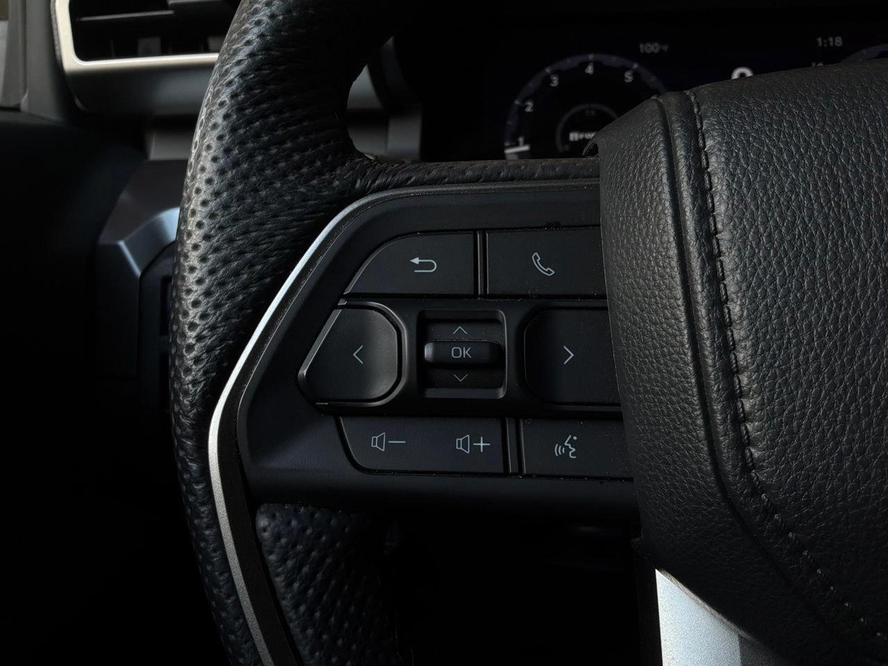 Used 2024 Toyota Tacoma TRD Off-Road w/ TRD Off Road Premium Package AWD/4WD image 50