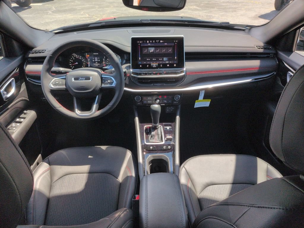 New 2026 Jeep Compass Trailhawk AWD/4WD image 28