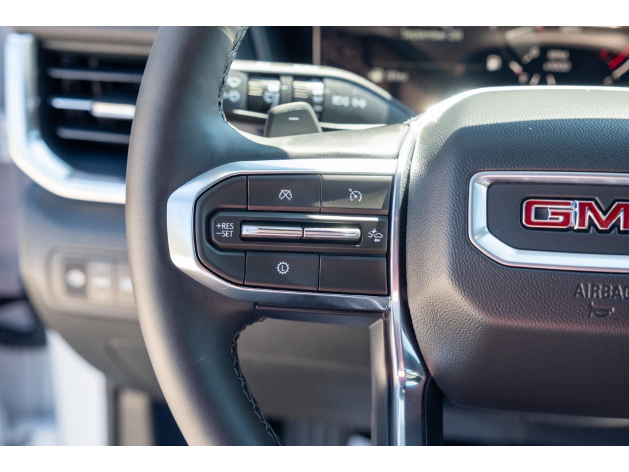 New 2027 GMC Terrain Elevation w/ Elevation Premium Package FWD image 18