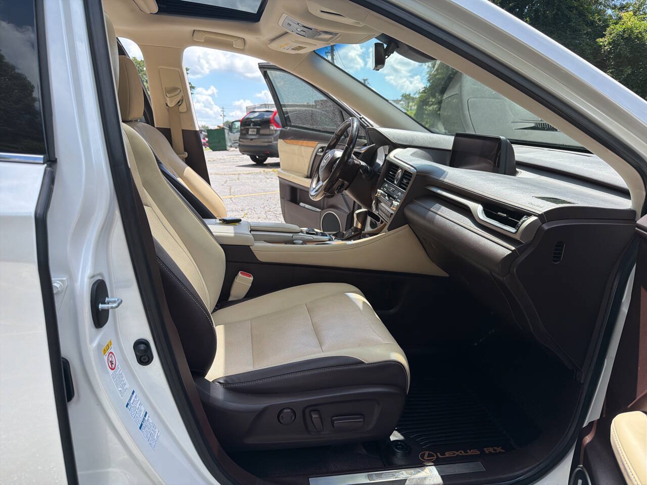 Used 2017 Lexus RX 350 AWD w/ Premium Package image 23