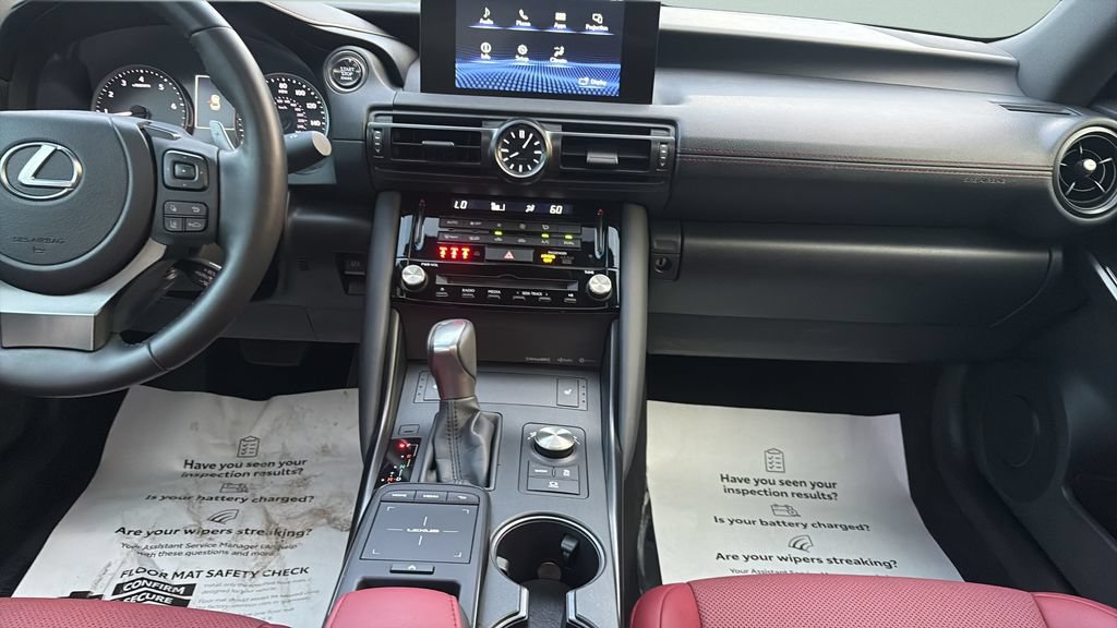 Used 2025 Lexus IS 350 F Sport RWD image 15
