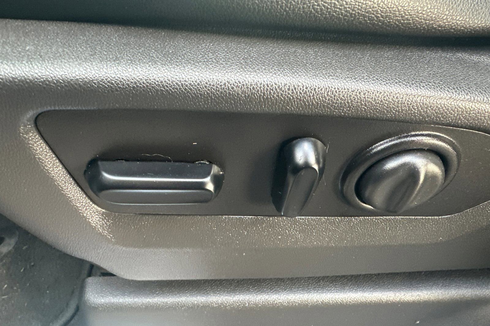 Used 2021 GMC Sierra 1500 SLT w/ SLT Premium Package image 12