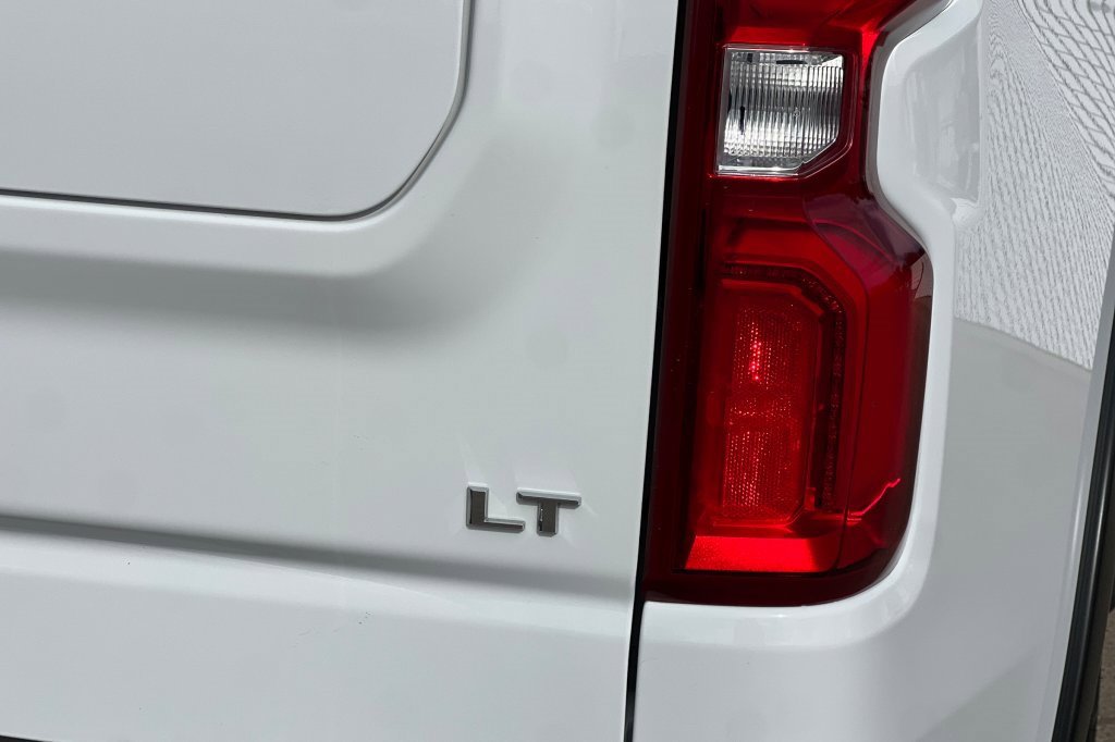 Used 2022 Chevrolet Silverado 1500 LT Trail Boss image 23