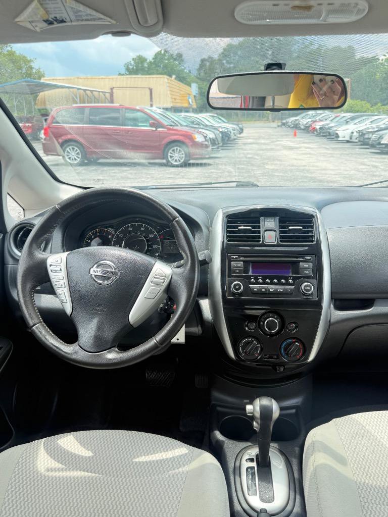 Used 2015 Nissan Versa Note SV FWD image 7