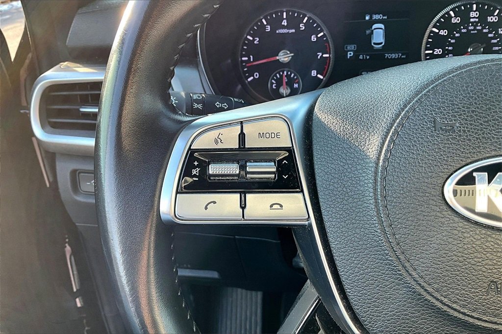 Used 2020 Kia Telluride LX image 16