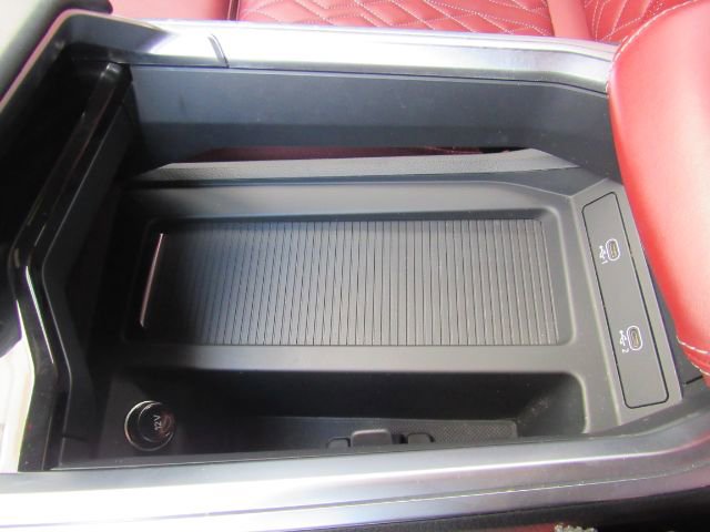 Used 2023 Audi e-tron S Premium Plus w/ Black Optic Package AWD/4WD image 52