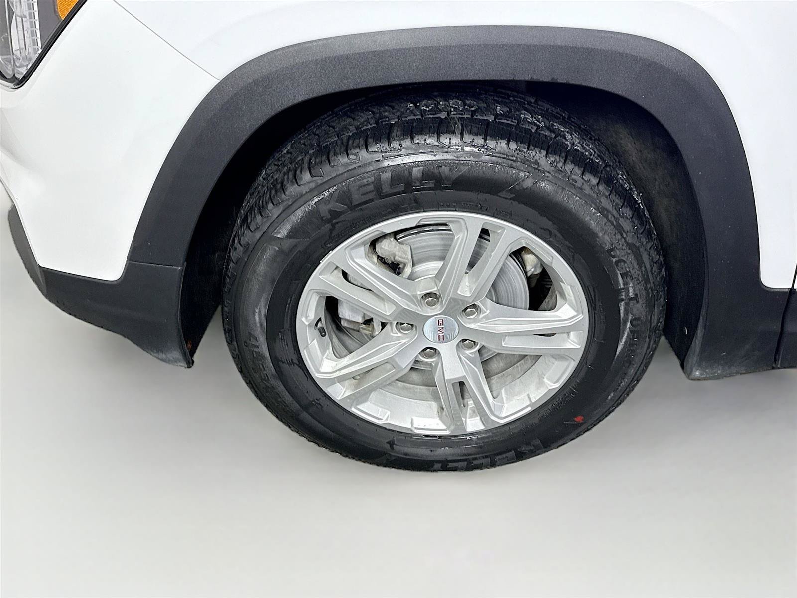 Used 2023 GMC Terrain SLE w/ Driver Convenience Package AWD/4WD image 22