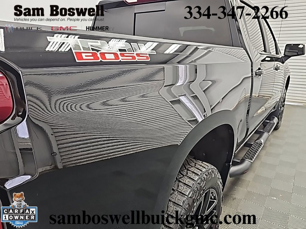 Used 2025 Chevrolet Silverado 1500 LT Trail Boss w/ Convenience Package II AWD/4WD image 9