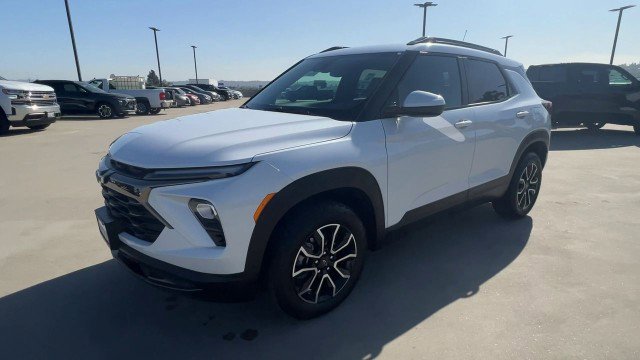 Used 2025 Chevrolet TrailBlazer ACTIV w/ Convenience Package image 4