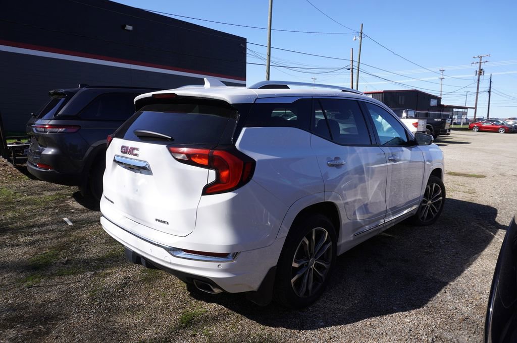 Used 2020 GMC Terrain Denali w/ GMC Pro Grade Package image 6