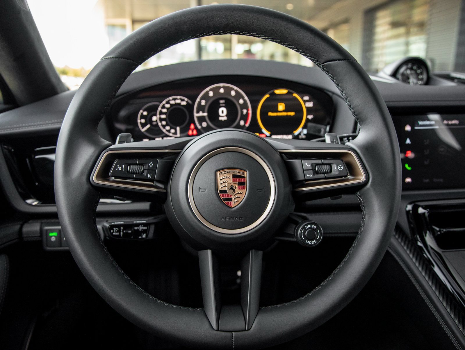 Certified 2026 Porsche Panamera GTS AWD/4WD image 27
