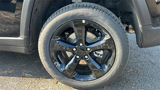 New 2026 Jeep Grand Cherokee Limited w/ Limited Altitude Package image 43