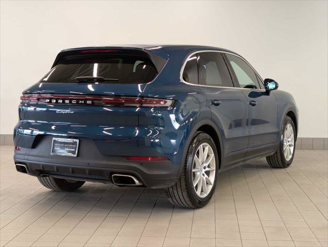 Used 2025 Porsche Cayenne AWD/4WD image 7