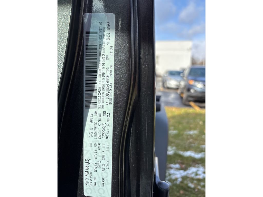 Used 2017 Jeep Wrangler Unlimited Sport image 14