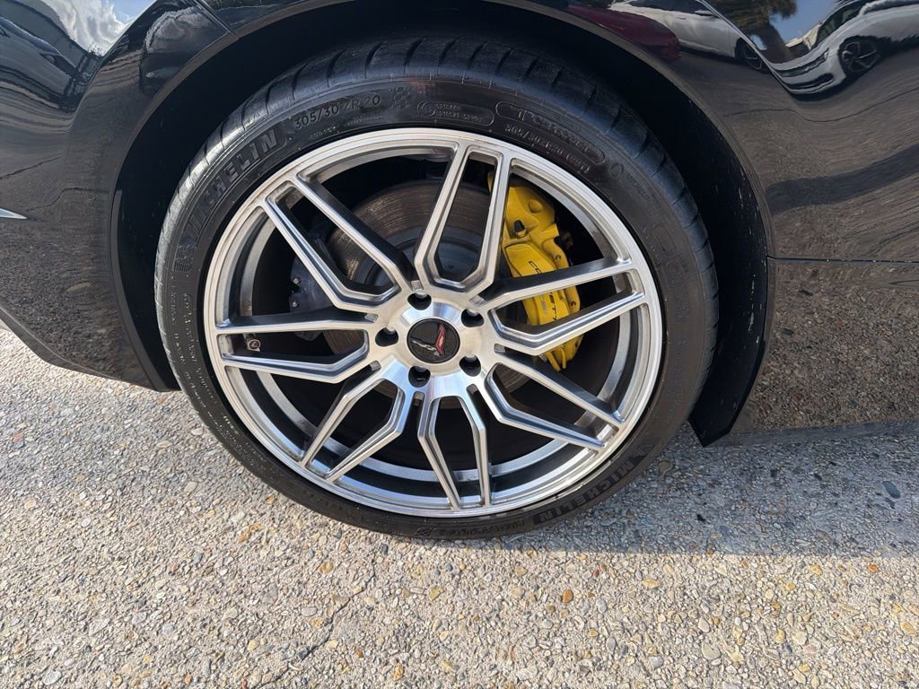 Used 2020 Chevrolet Corvette Stingray Preferred Cpe w/ 2LT Preferred Equipment Group image 15