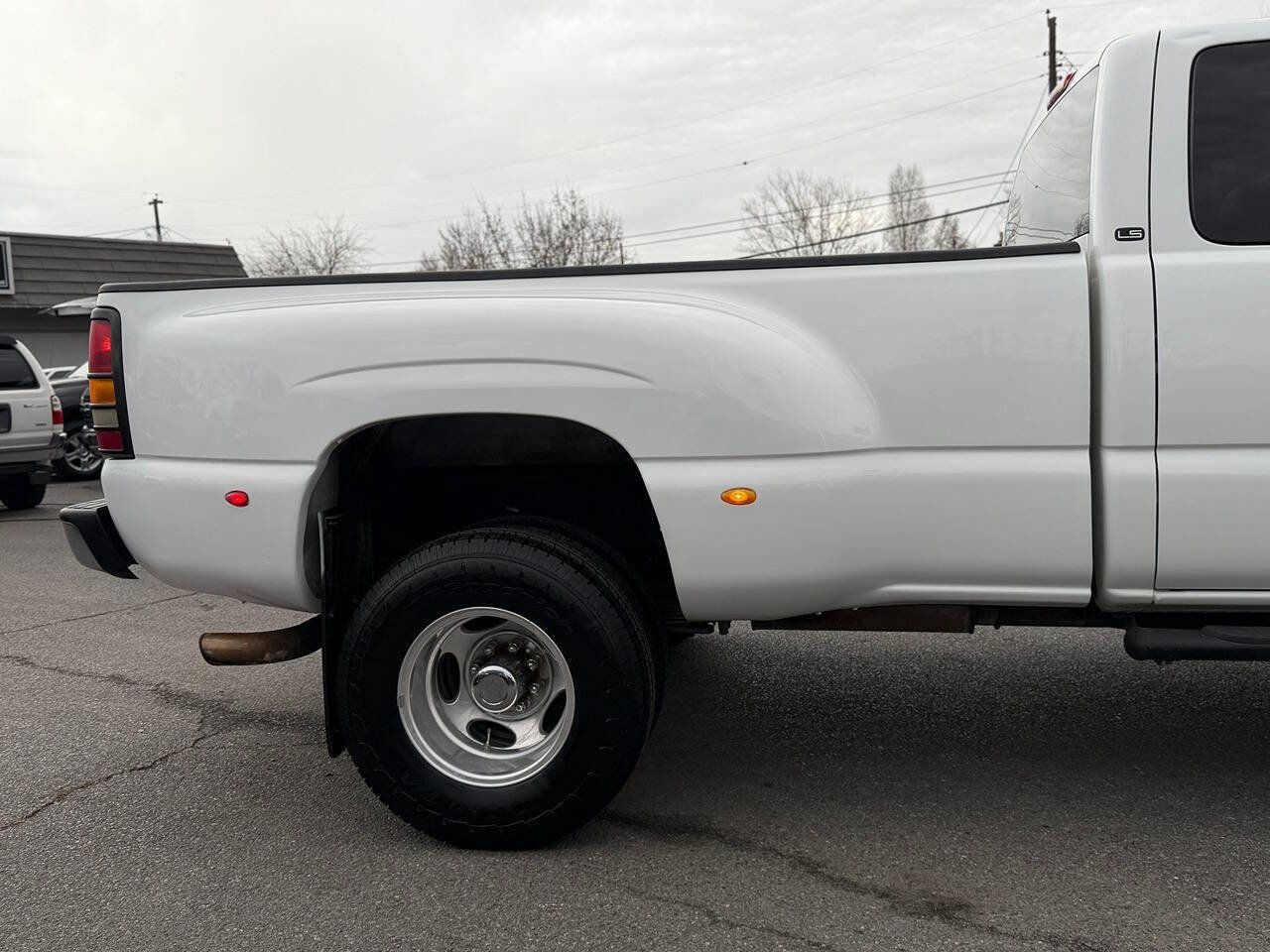 Used 2002 Chevrolet Silverado 3500 LS w/ Electrical Convenience Pkg image 27