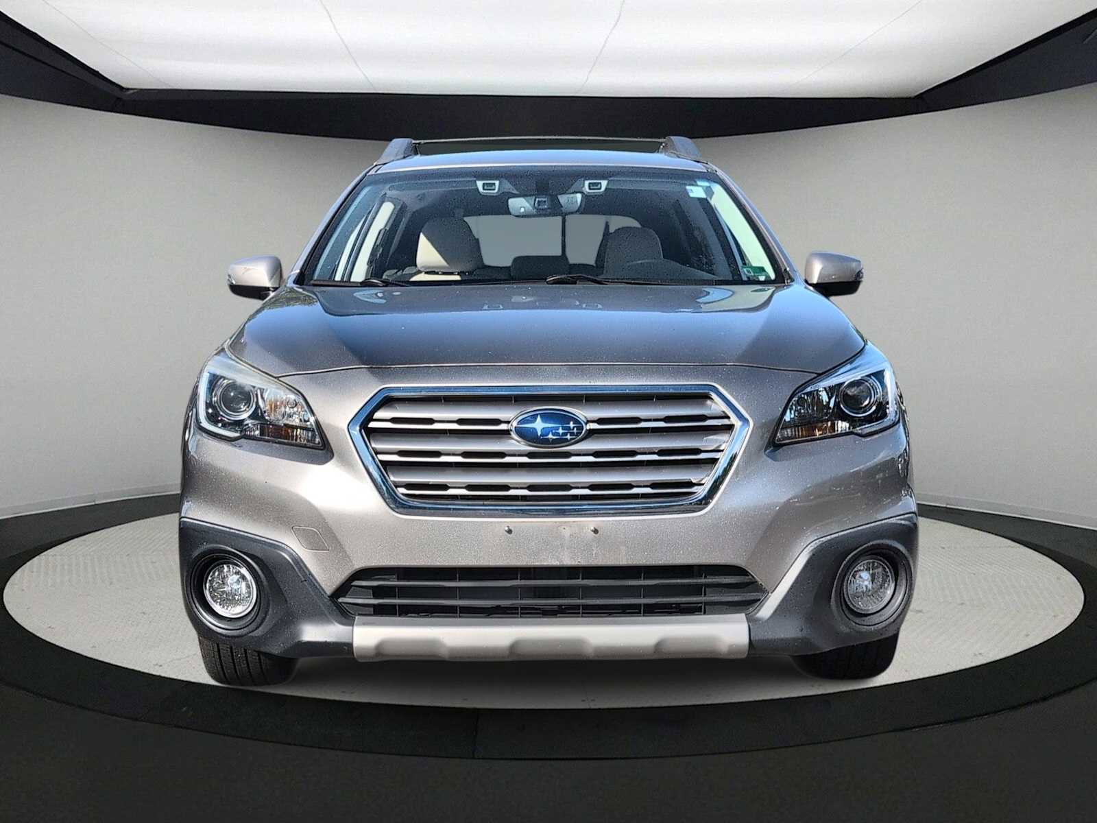Used 2017 Subaru Outback 3.6R Limited AWD/4WD image 3