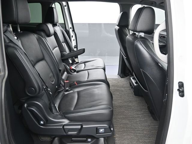 Used 2023 Honda Odyssey EX-L image 14
