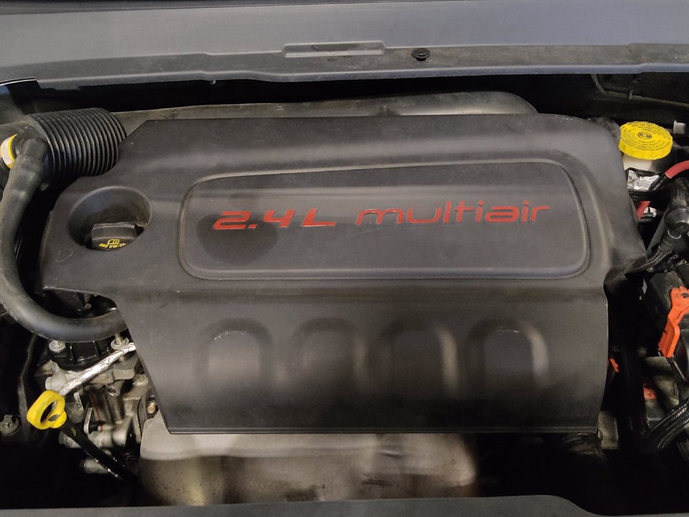 Used 2018 Jeep Compass Latitude w/ Popular Equipment Group FWD image 30