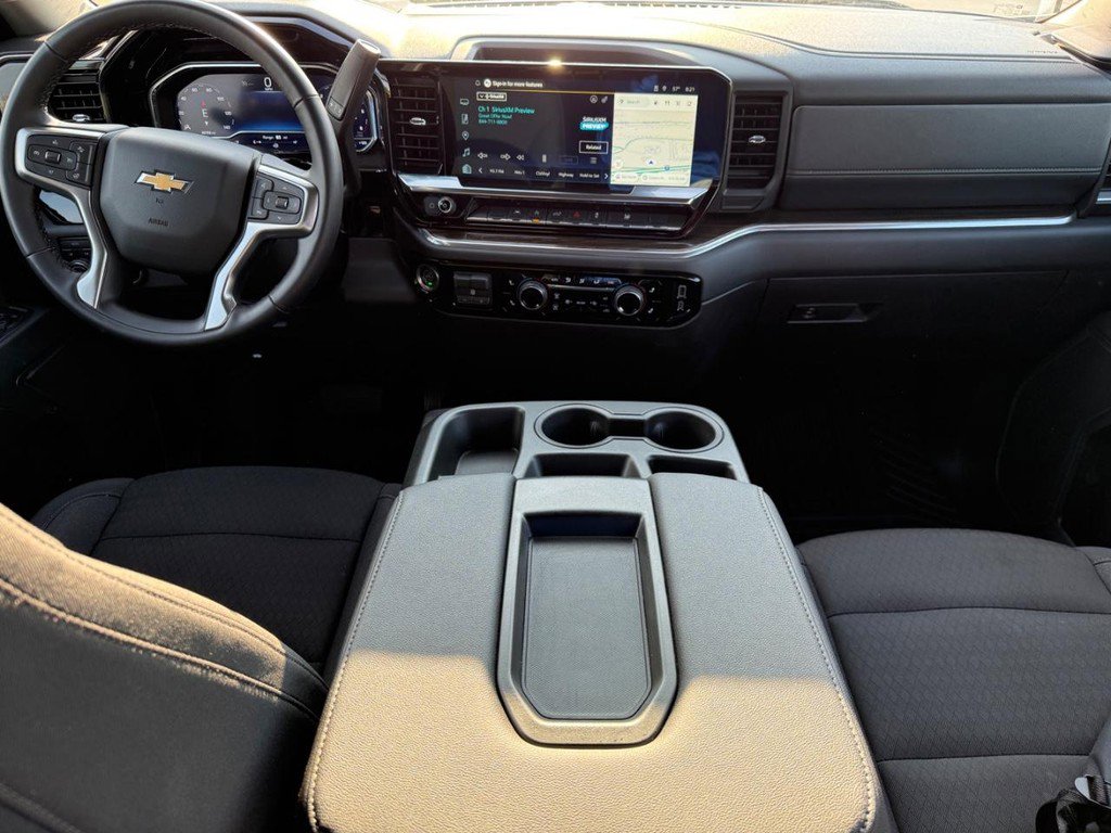 Used 2025 Chevrolet Silverado 1500 LT image 12
