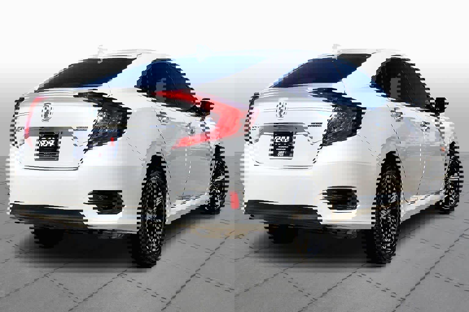 Used 2017 Honda Civic Touring image 13