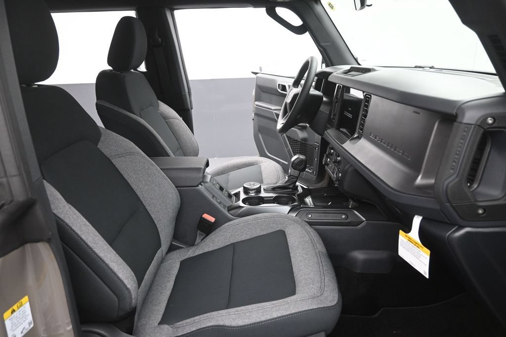 New 2026 Ford Bronco 4-Door AWD/4WD image 25