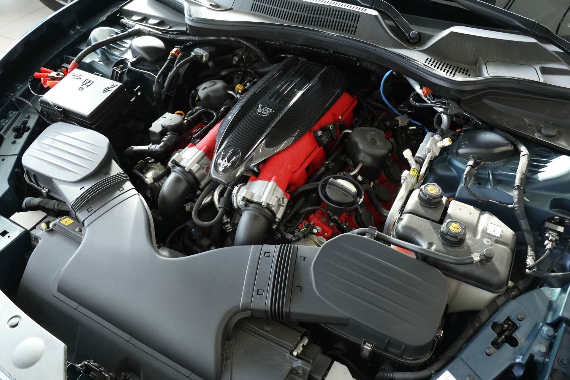 Used 2024 Maserati Ghibli Trofeo image 17