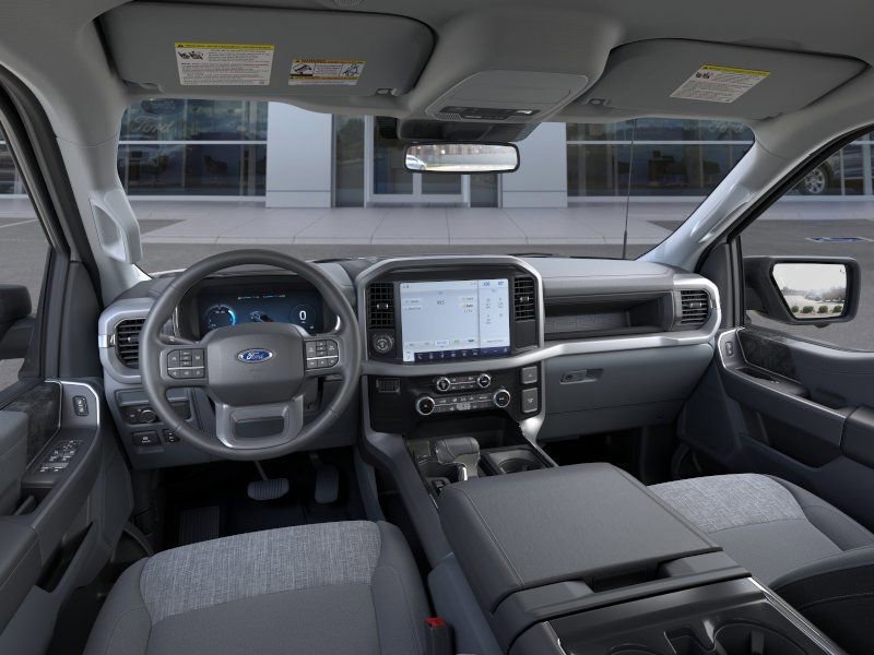 New 2025 Ford F150 Lightning XLT AWD/4WD image 9