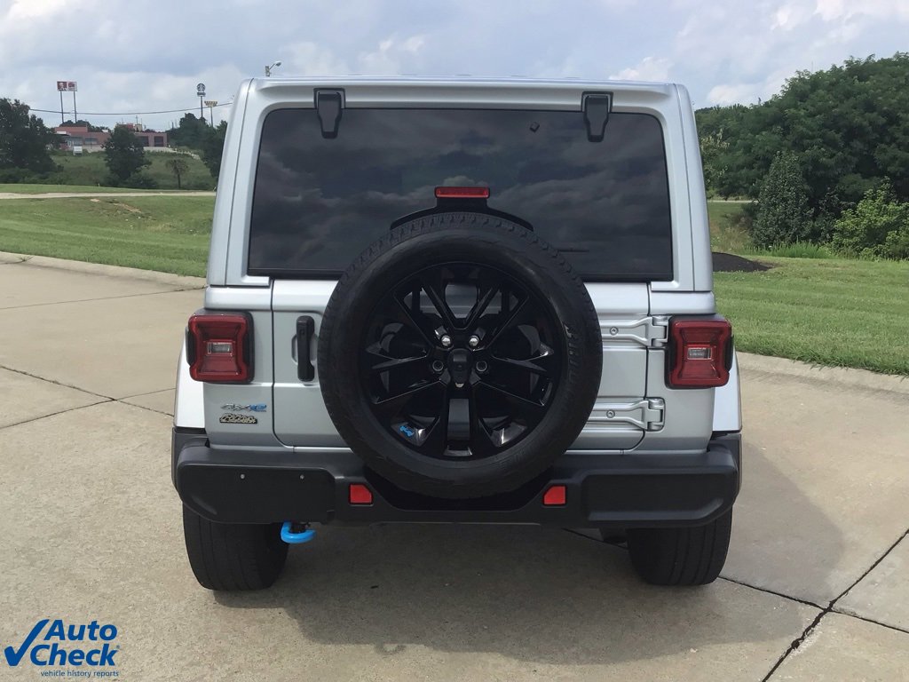 Used 2022 Jeep Wrangler Unlimited Sahara 4xe w/ Cold Weather Group image 5