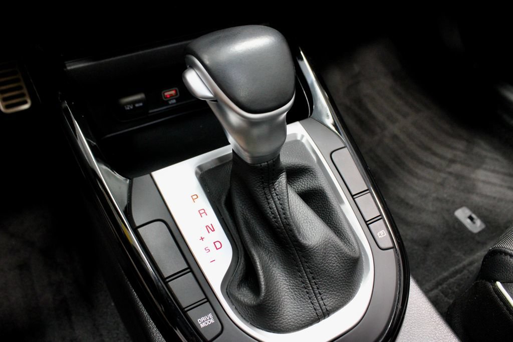 Used 2024 Kia Forte GT-Line w/ GT-Line Premium Package FWD image 32
