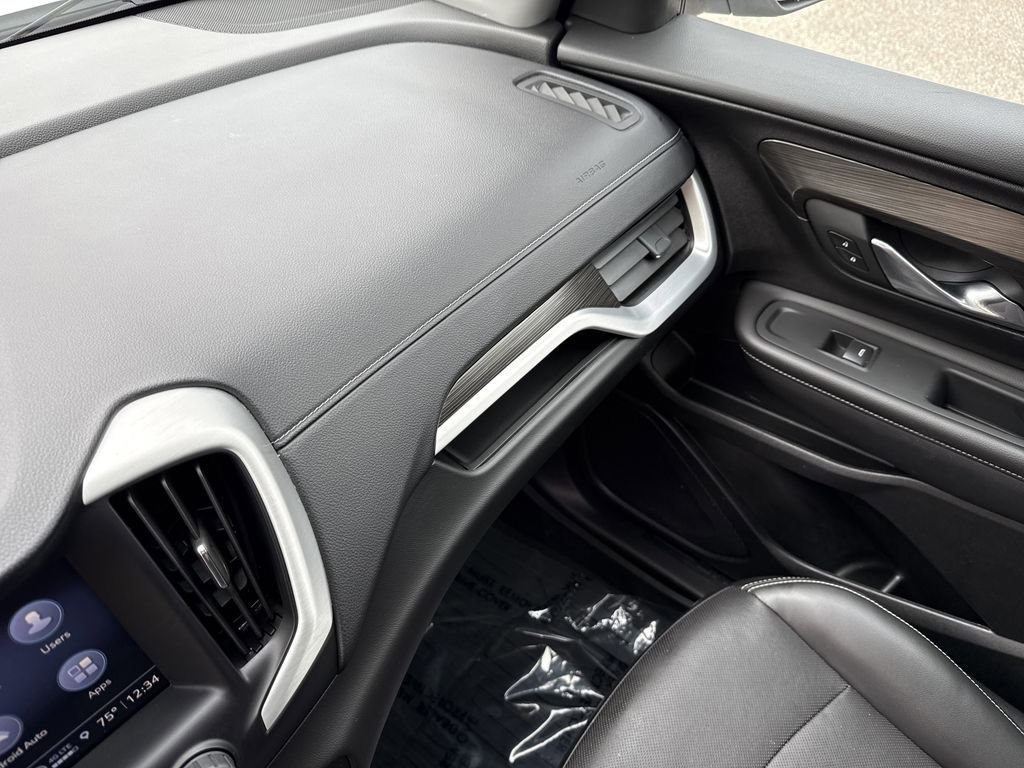 Used 2022 GMC Terrain SLT w/ Elevation Edition image 25