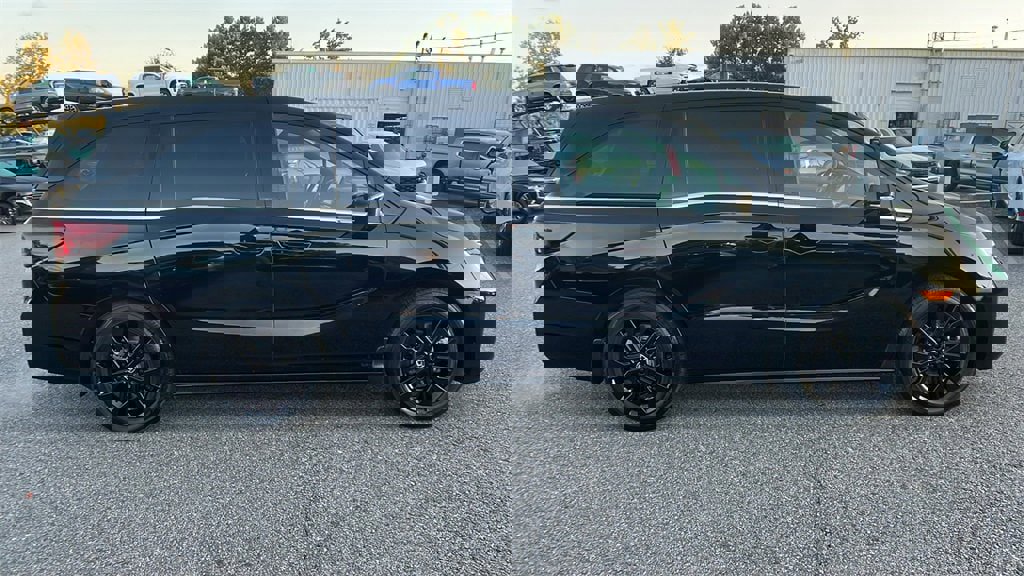 Used 2025 Honda Odyssey Sport-L image 4