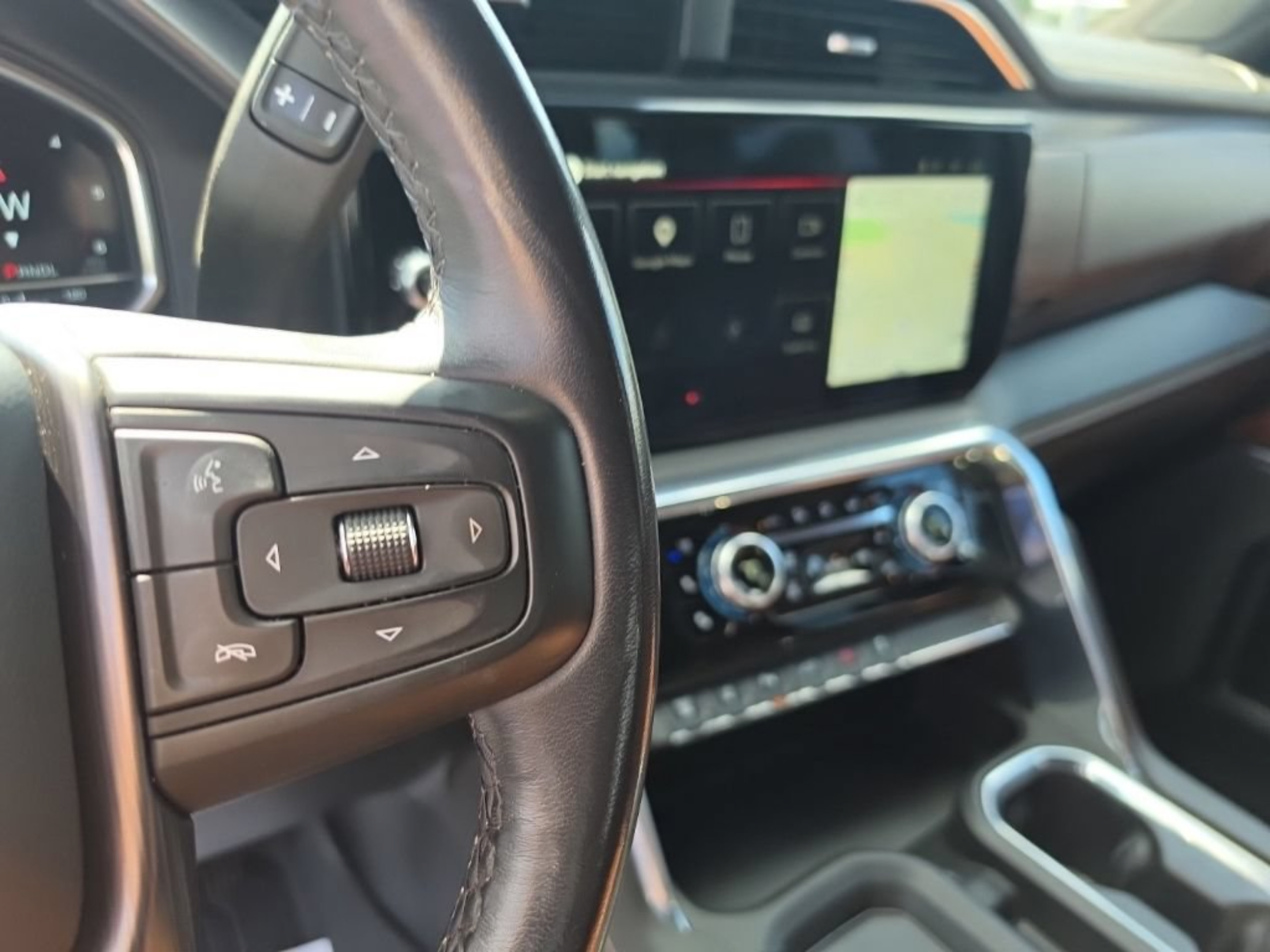 Used 2024 GMC Sierra 3500 Denali Ultimate AWD/4WD image 20