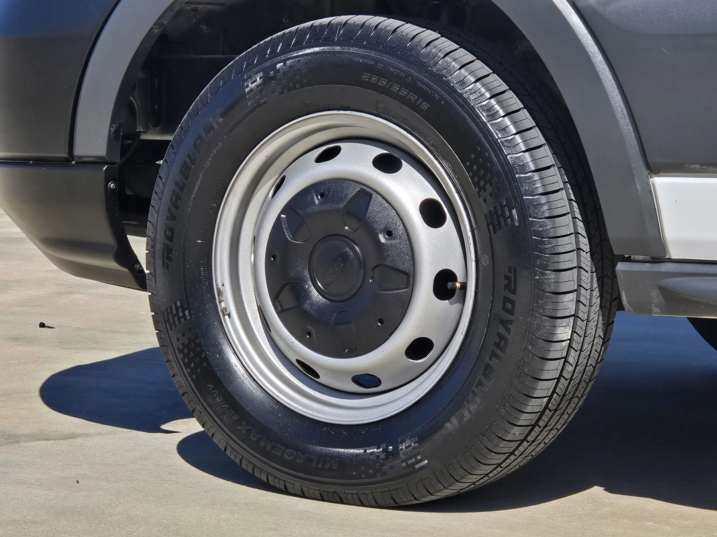 Used 2017 Ford Transit 350 148 High Roof image 34