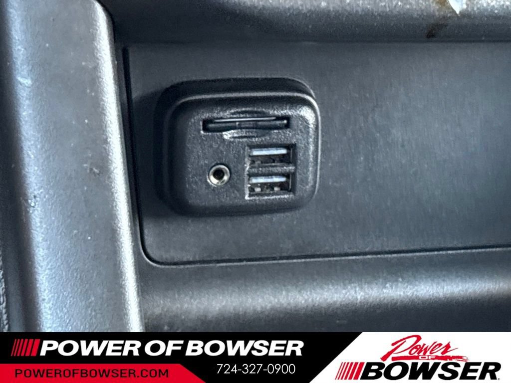 Used 2022 GMC Canyon AT4 w/ Driver Alert Package AWD/4WD image 22