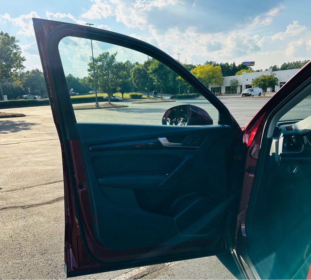 Used 2018 Audi Q5 2.0T Premium Plus w/ Premium Plus Package image 16