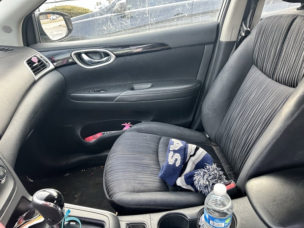 Used 2016 Nissan Sentra SV image 11