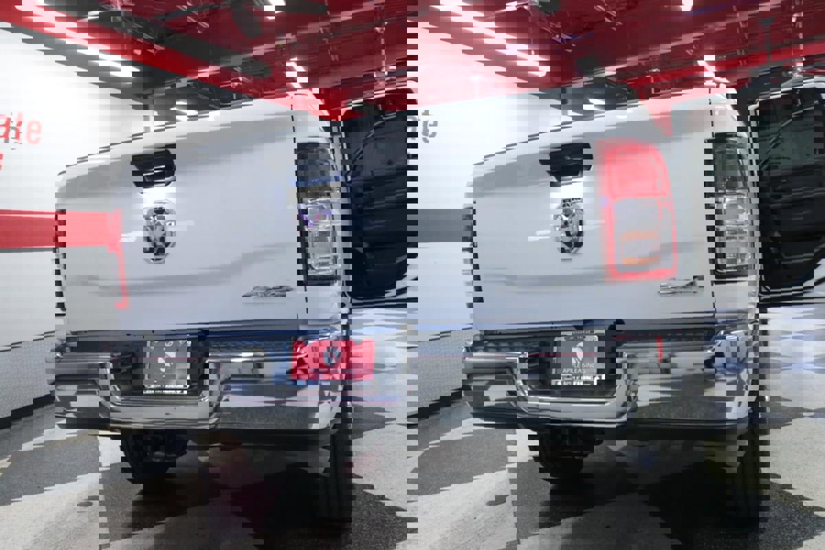 Used 2024 RAM 3500 Tradesman w/ Chrome Appearance Group image 26