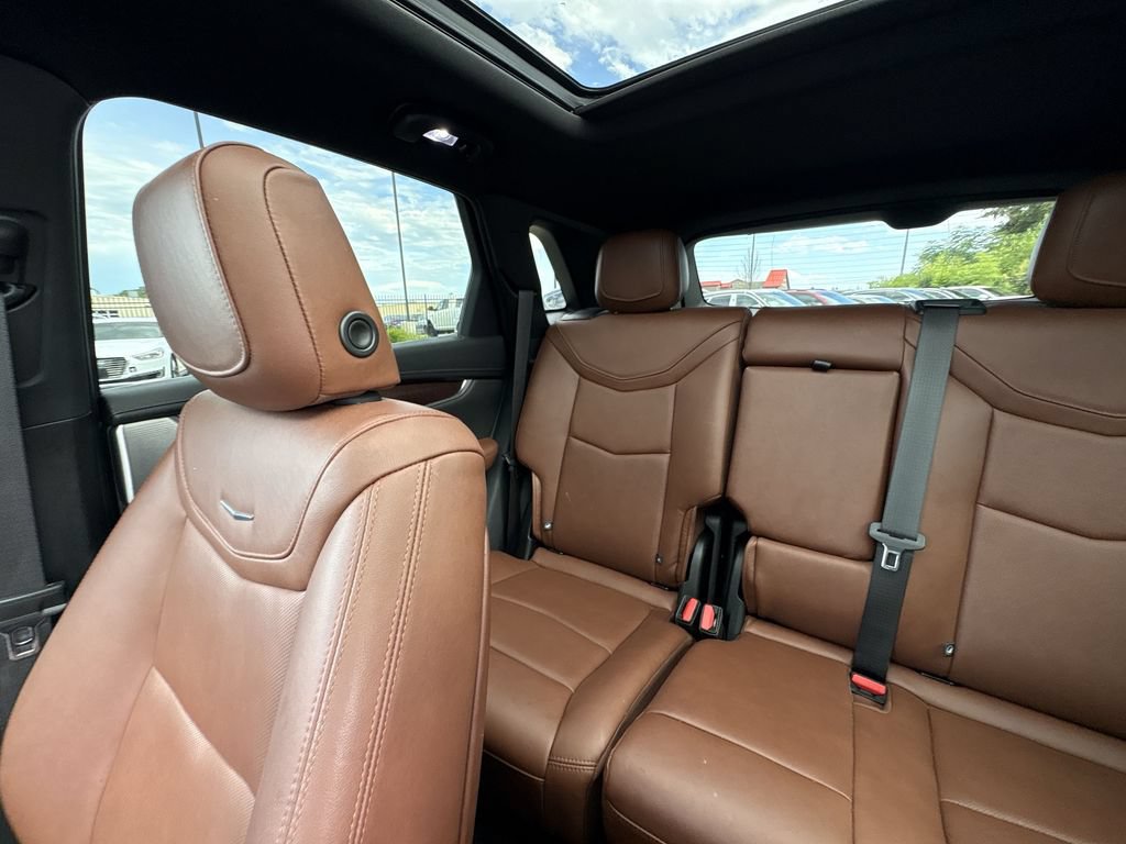 Used 2020 Cadillac XT5 Premium Luxury w/ LPO, Floor Liner Package FWD image 12